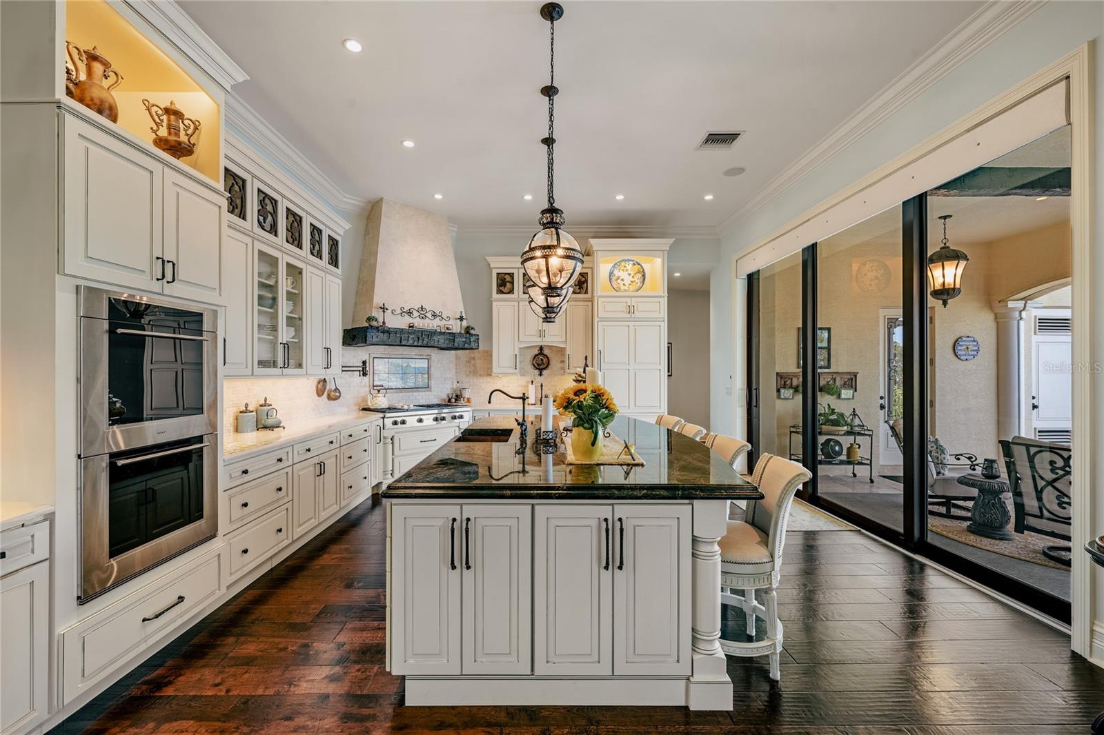 O6351672 Property Photo