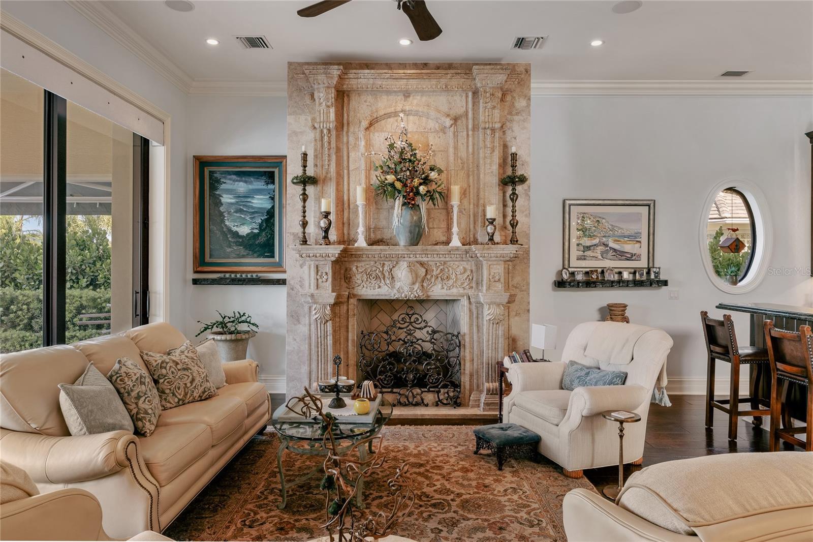 O6351672 Property Photo