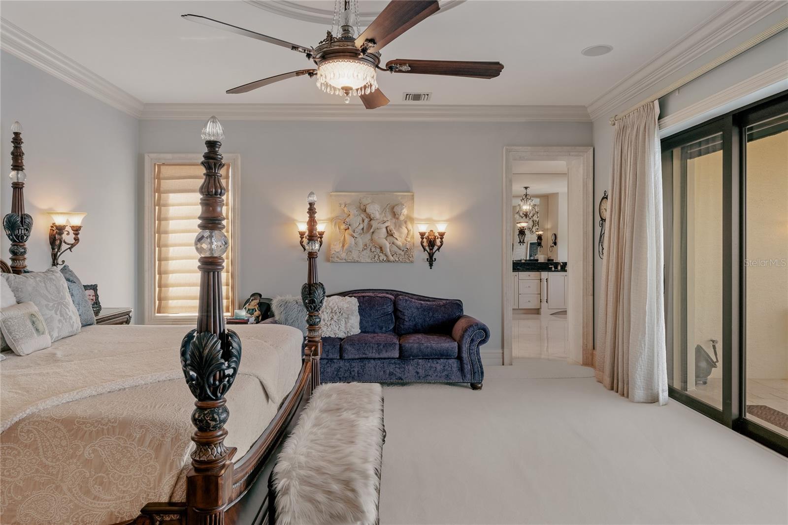 O6351672 Property Photo