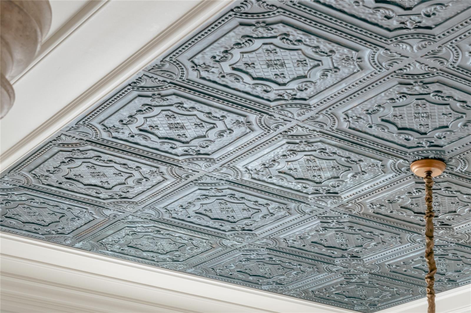 O6351672 Property Photo