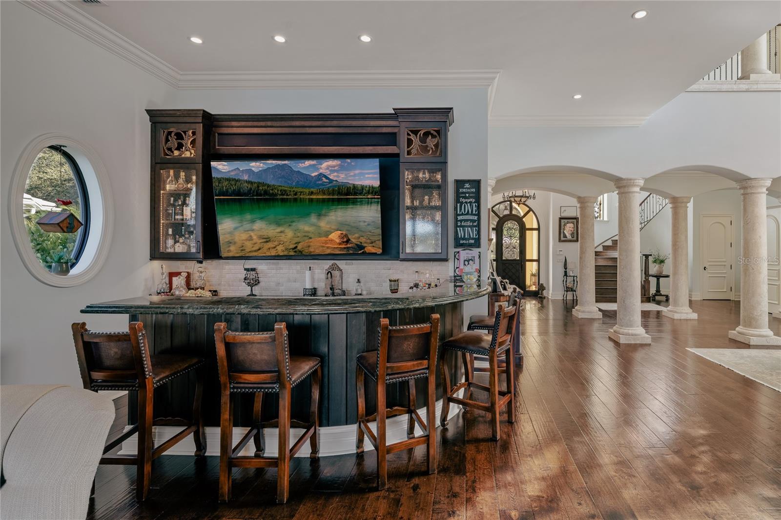 O6351672 Property Photo