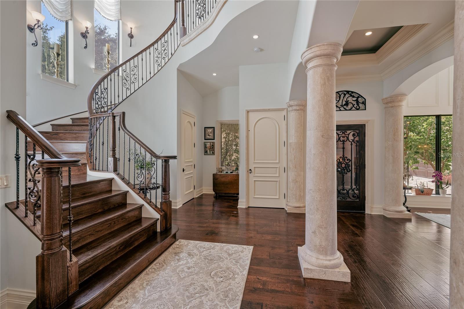 O6351672 Property Photo