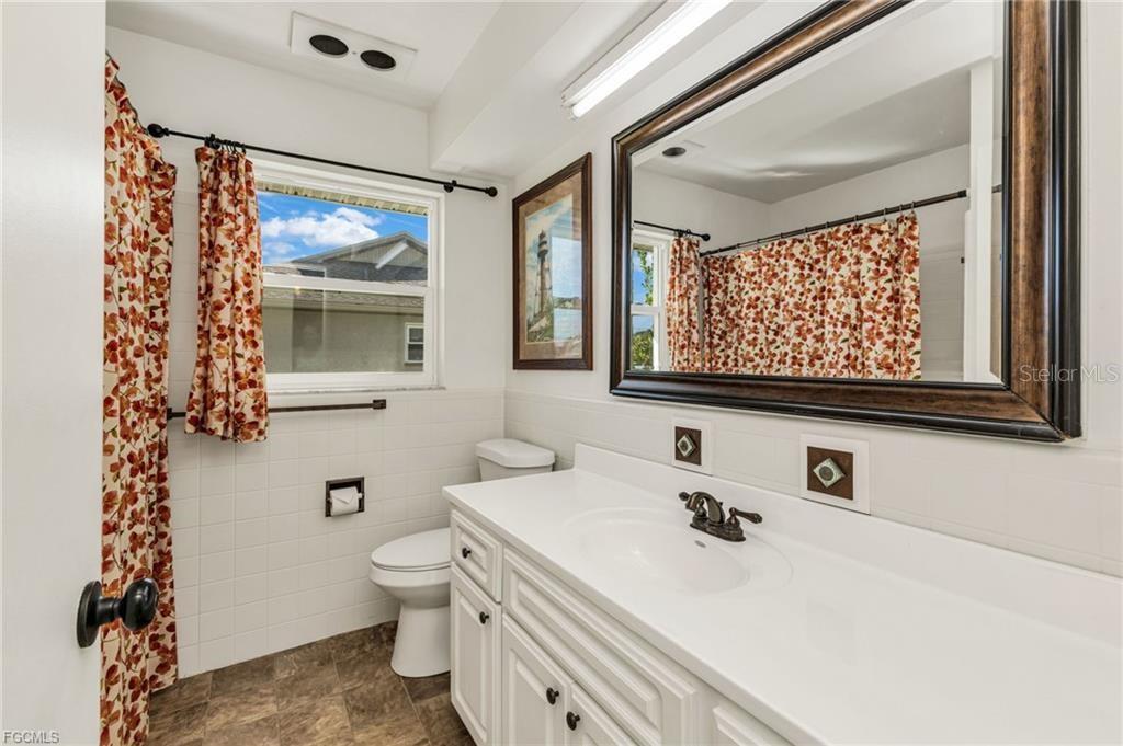 714 SE 43RD ST, CAPE CORAL, FL, 33904