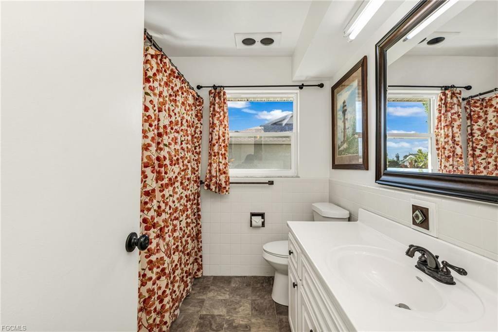 714 SE 43RD ST, CAPE CORAL, FL, 33904