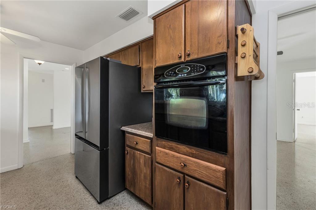 714 SE 43RD ST, CAPE CORAL, FL, 33904