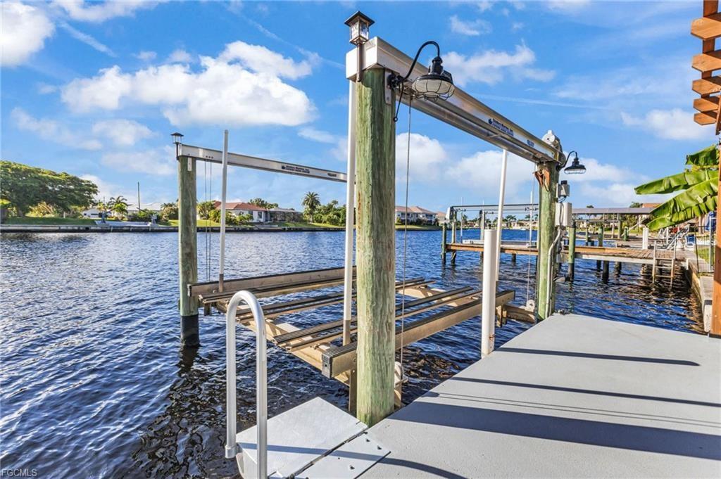 714 SE 43RD ST, CAPE CORAL, FL, 33904