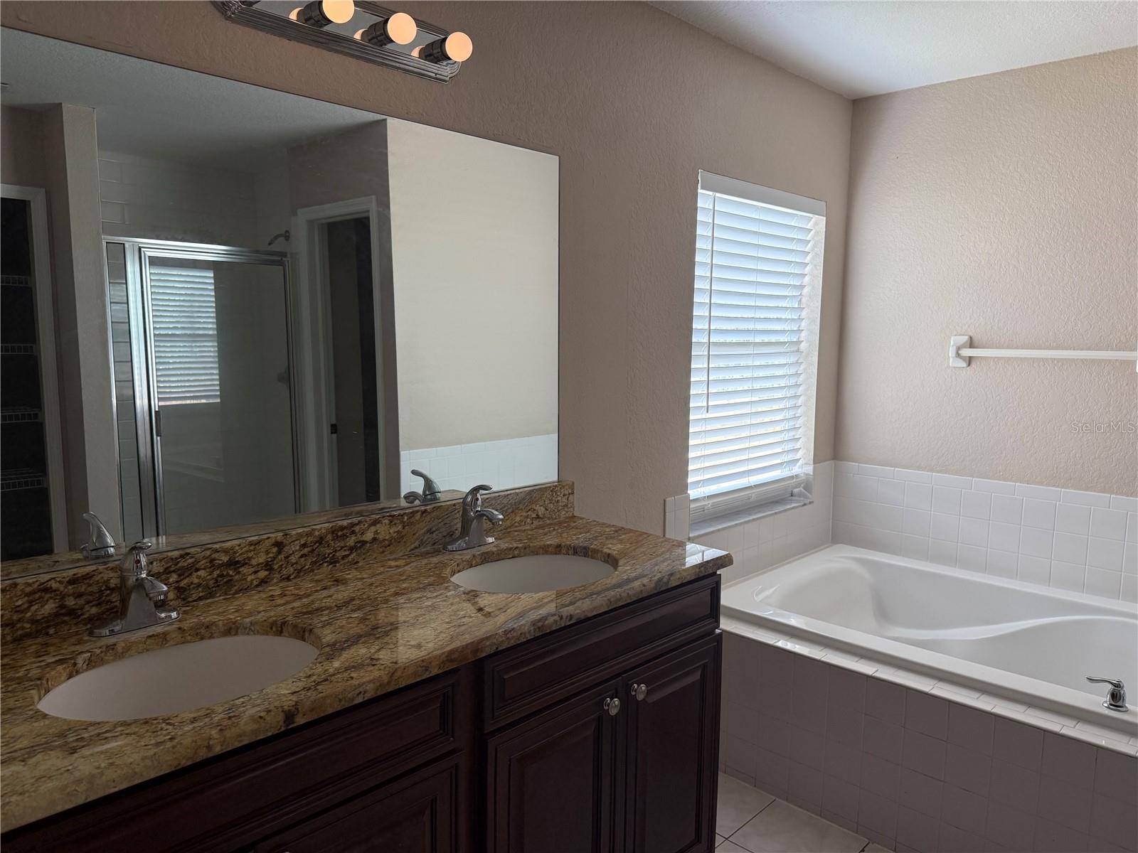 1327 FLAXWOOD AVE, BRANDON, FL, 33511