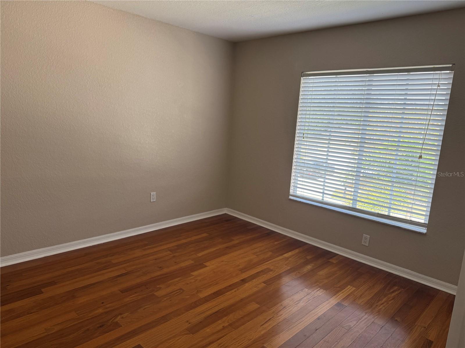 1327 FLAXWOOD AVE, BRANDON, FL, 33511