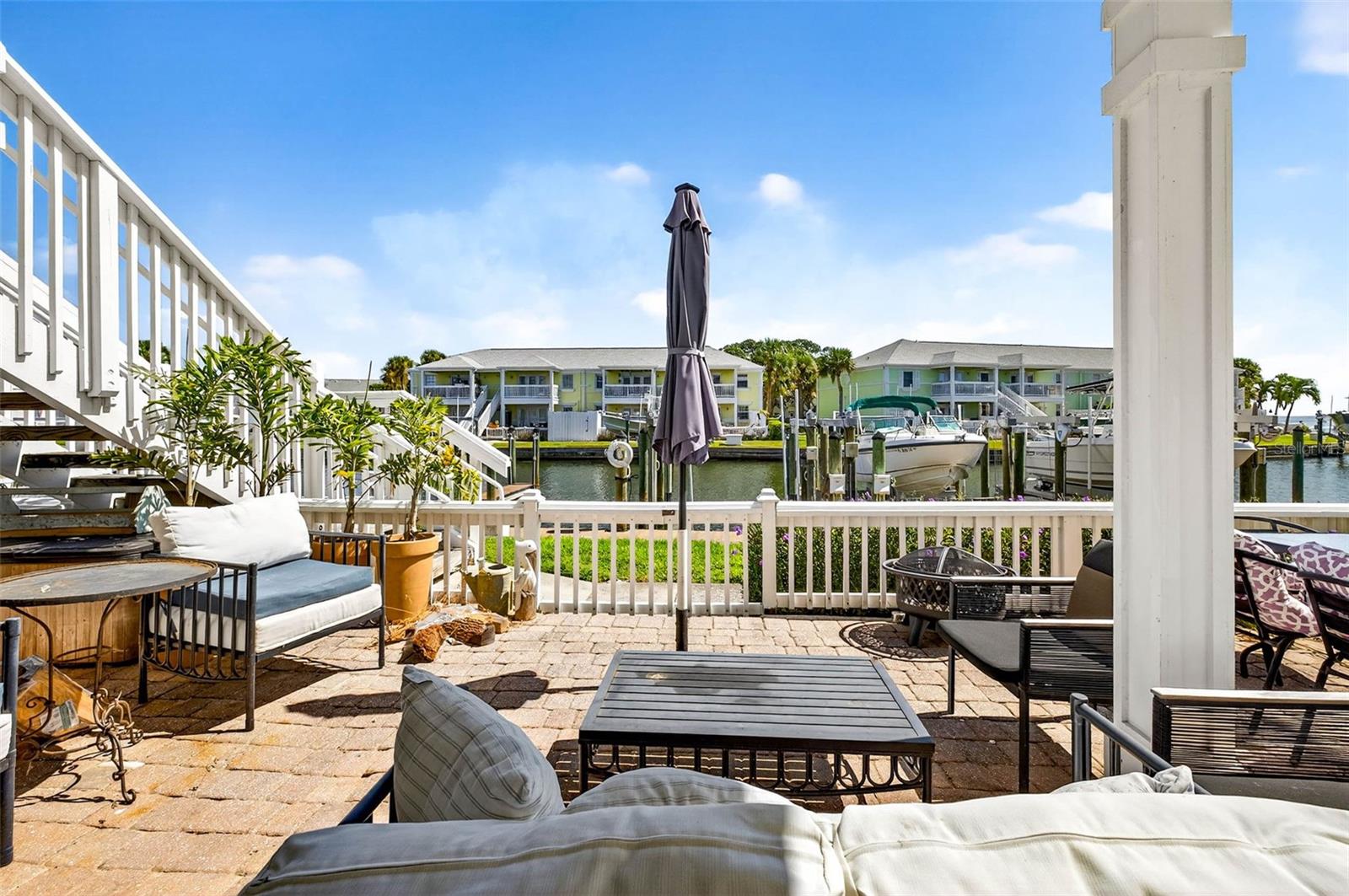 5184 BEACH DR SE #B, ST PETERSBURG, FL, 33705