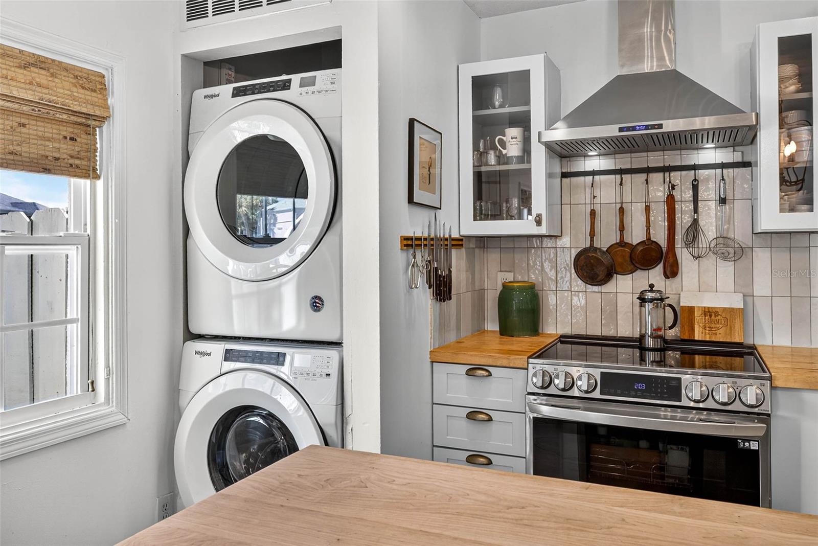 5184 BEACH DR SE #B, ST PETERSBURG, FL, 33705