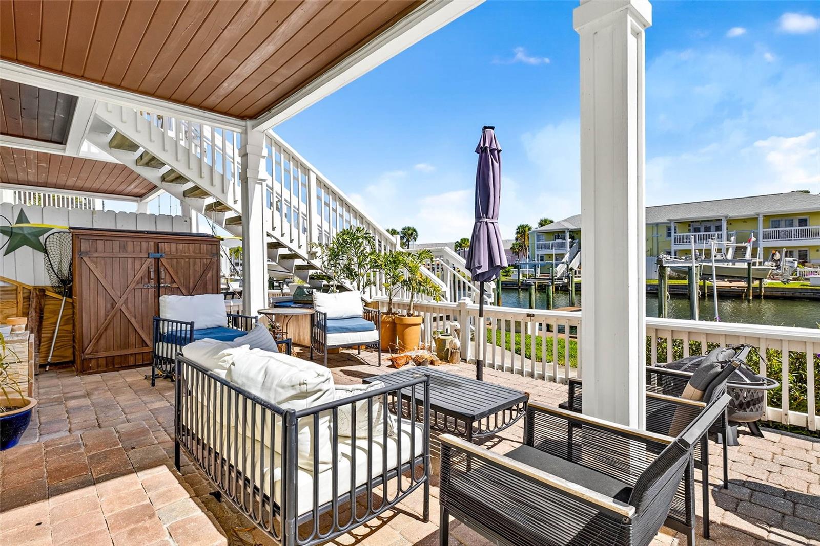 5184 BEACH DR SE #B, ST PETERSBURG, FL, 33705