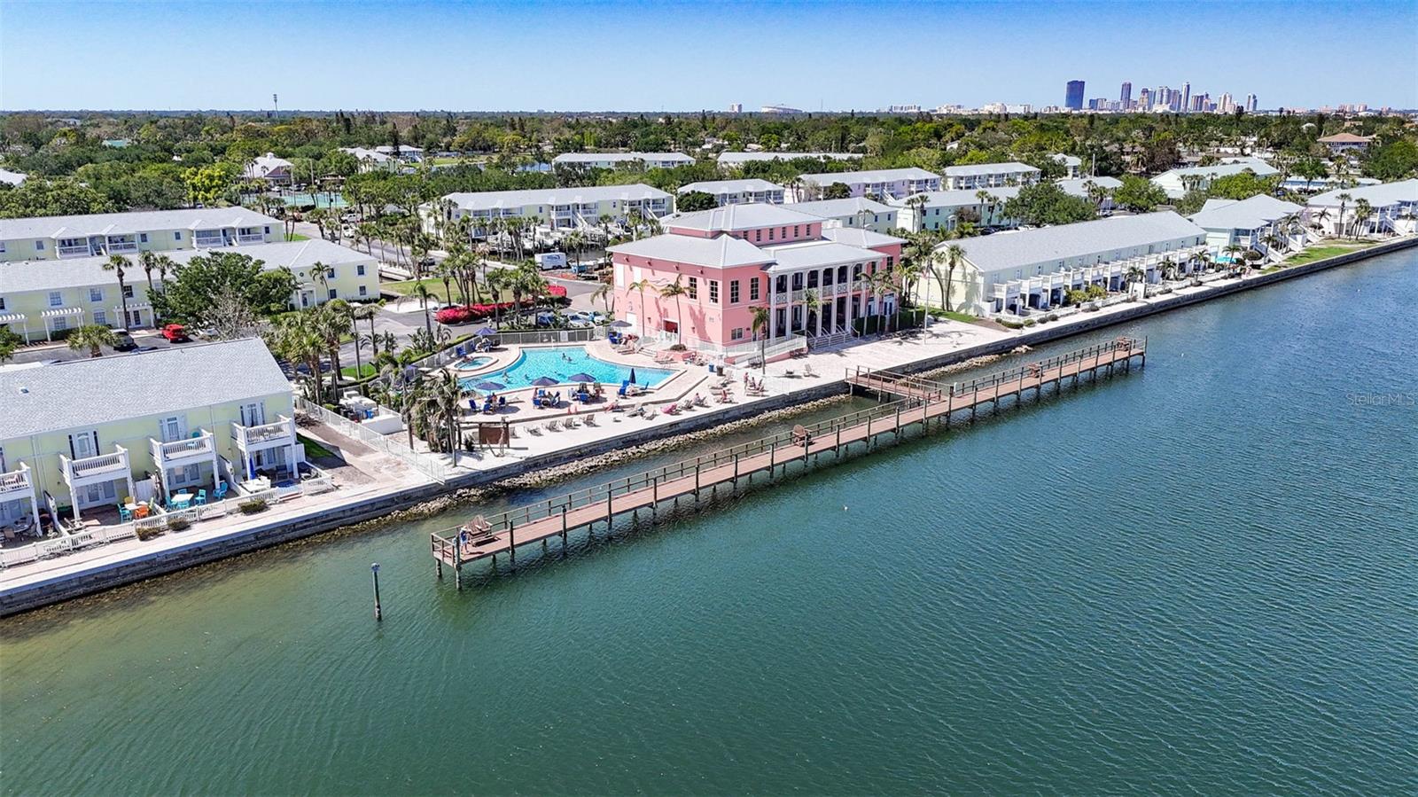 5184 BEACH DR SE #B, ST PETERSBURG, FL, 33705