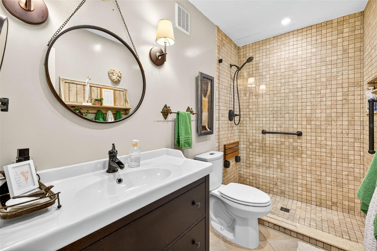 5184 BEACH DR SE #B, ST PETERSBURG, FL, 33705