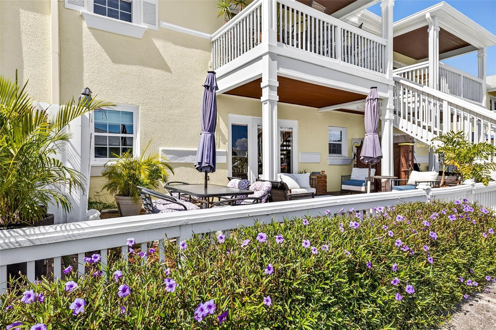 5184 BEACH DR SE #B, ST PETERSBURG, FL, 33705