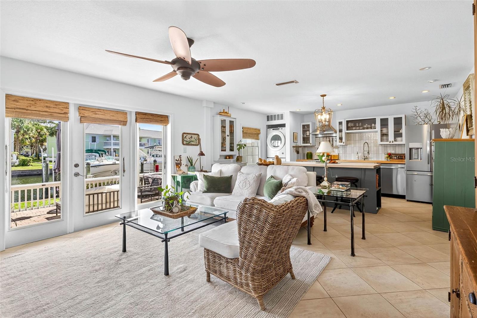 5184 BEACH DR SE #B, ST PETERSBURG, FL, 33705