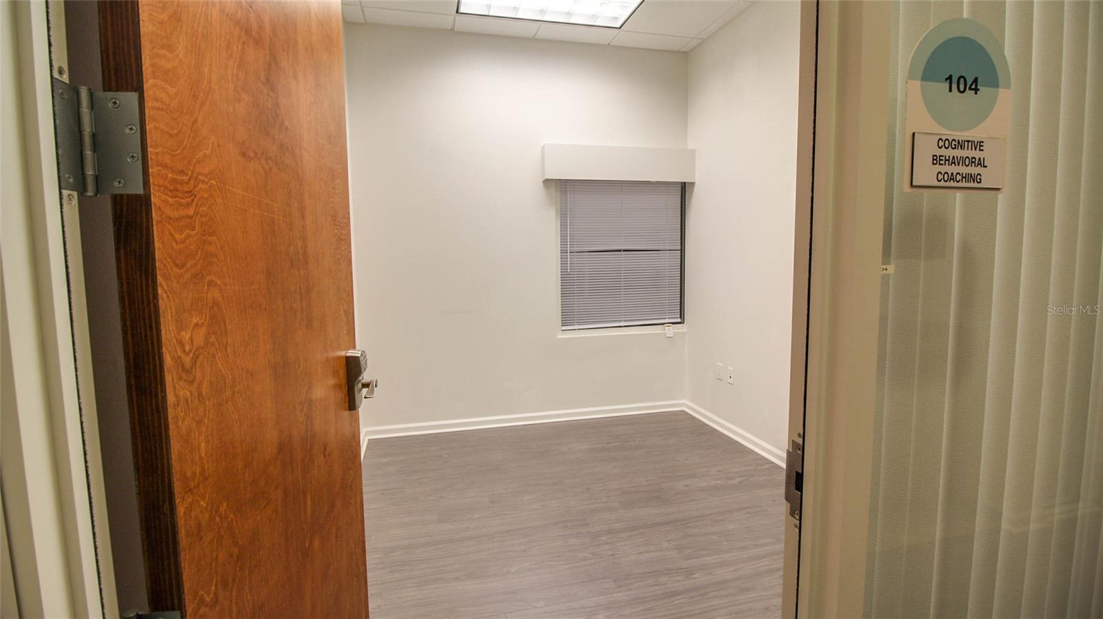 8865 COMMODITY CIR #109, ORLANDO, FL, 32819