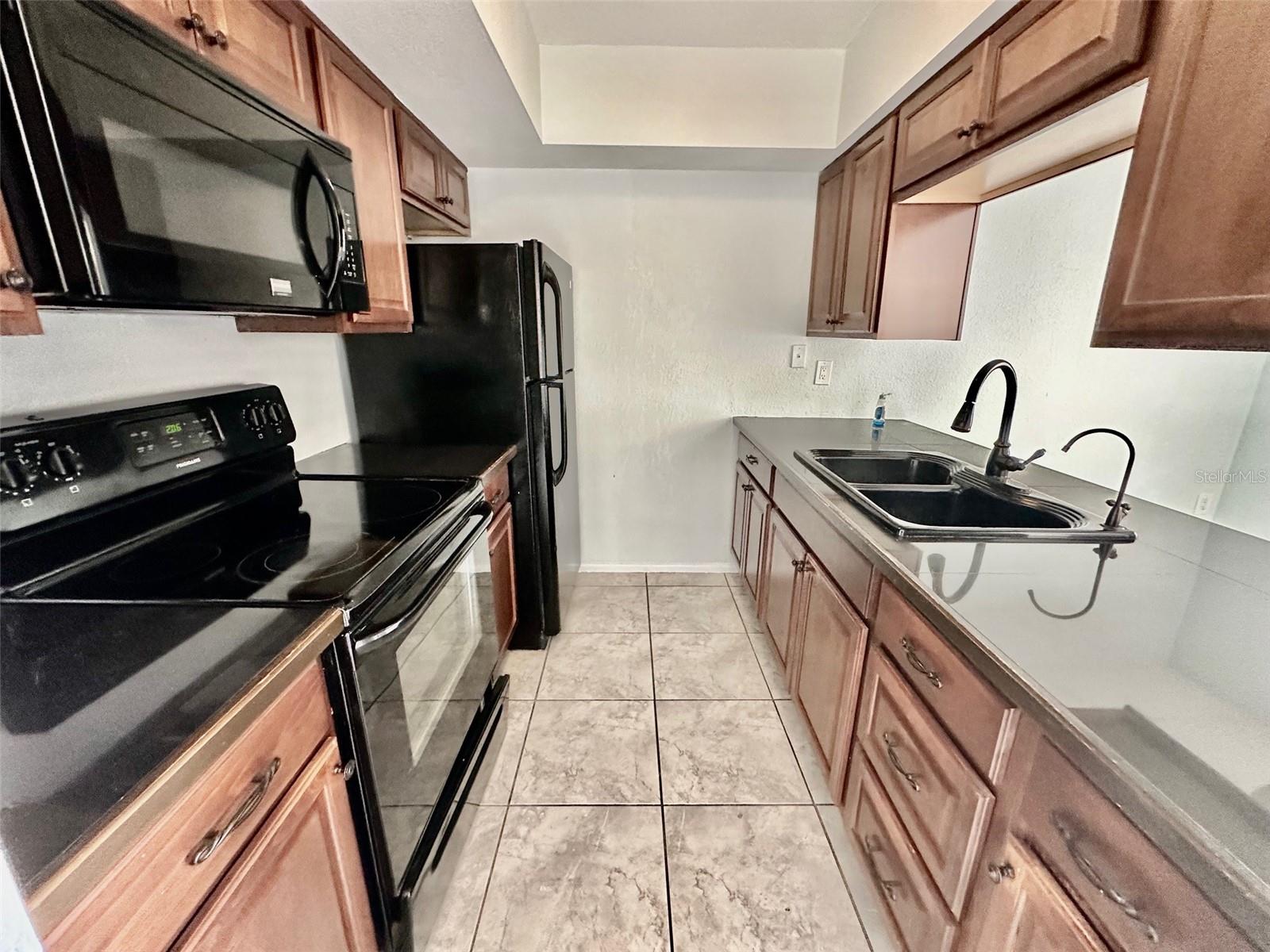 3799 141ST AVE #B, LARGO, FL, 33771