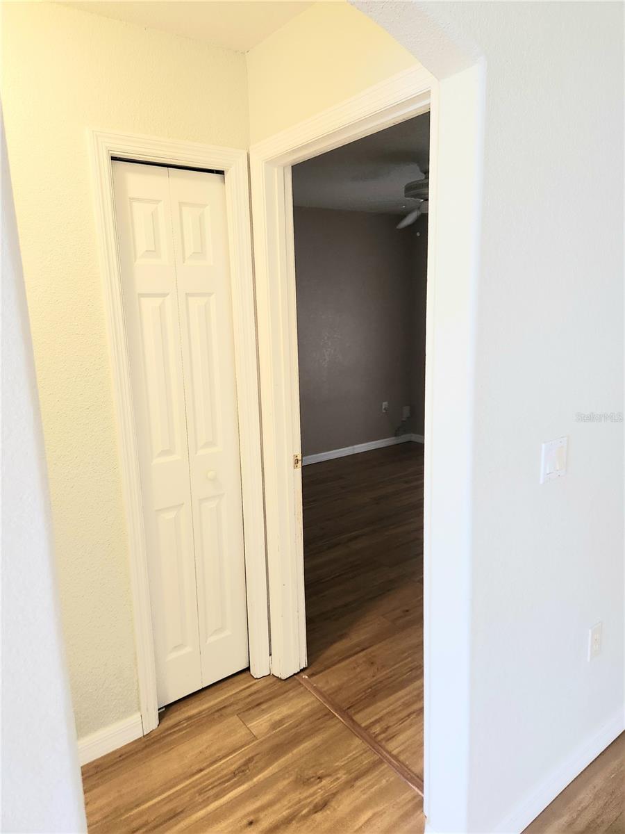 195 COLUMBIA RD, VENICE, FL, 34293