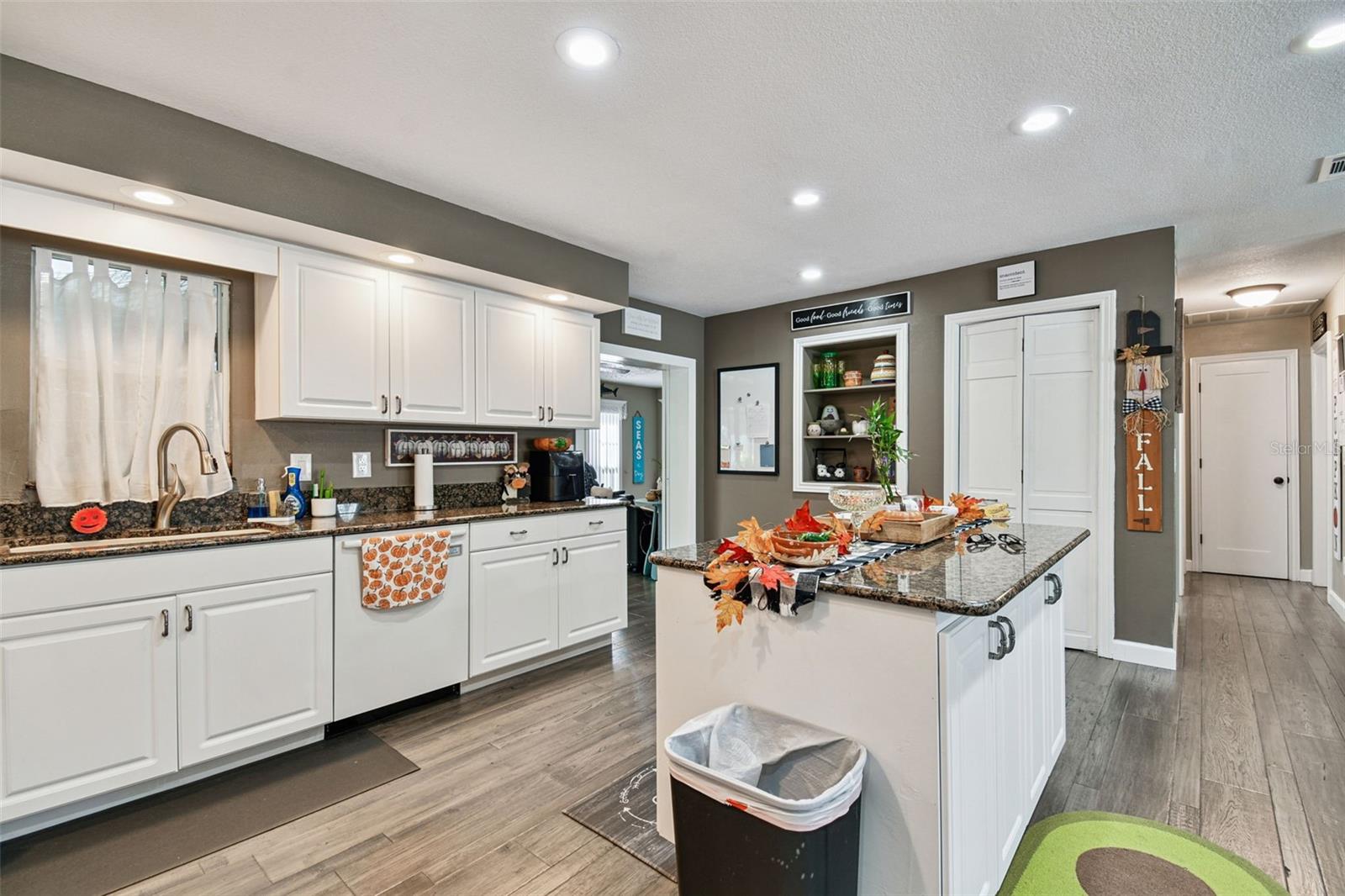 39501 MEADOWOOD LOOP, ZEPHYRHILLS, FL, 33542