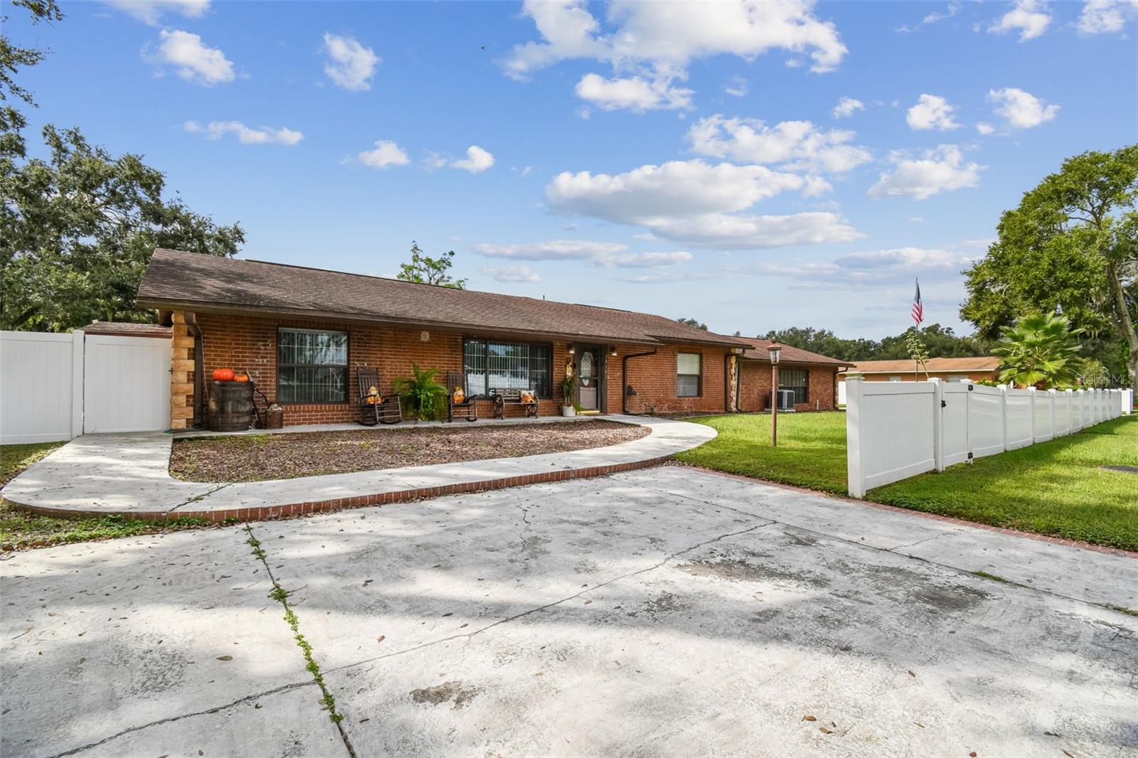 39501 MEADOWOOD LOOP, ZEPHYRHILLS, FL, 33542