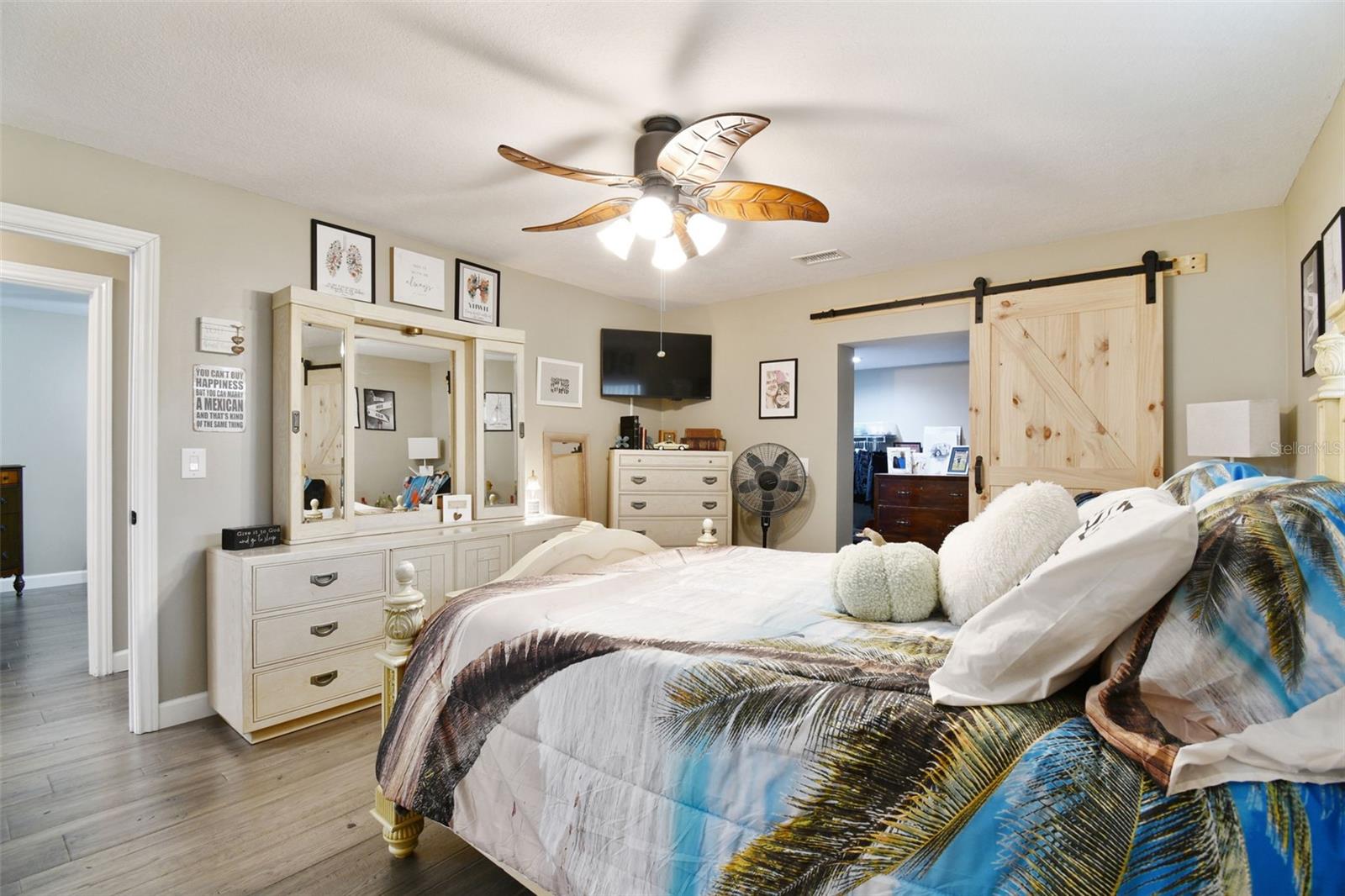 39501 MEADOWOOD LOOP, ZEPHYRHILLS, FL, 33542