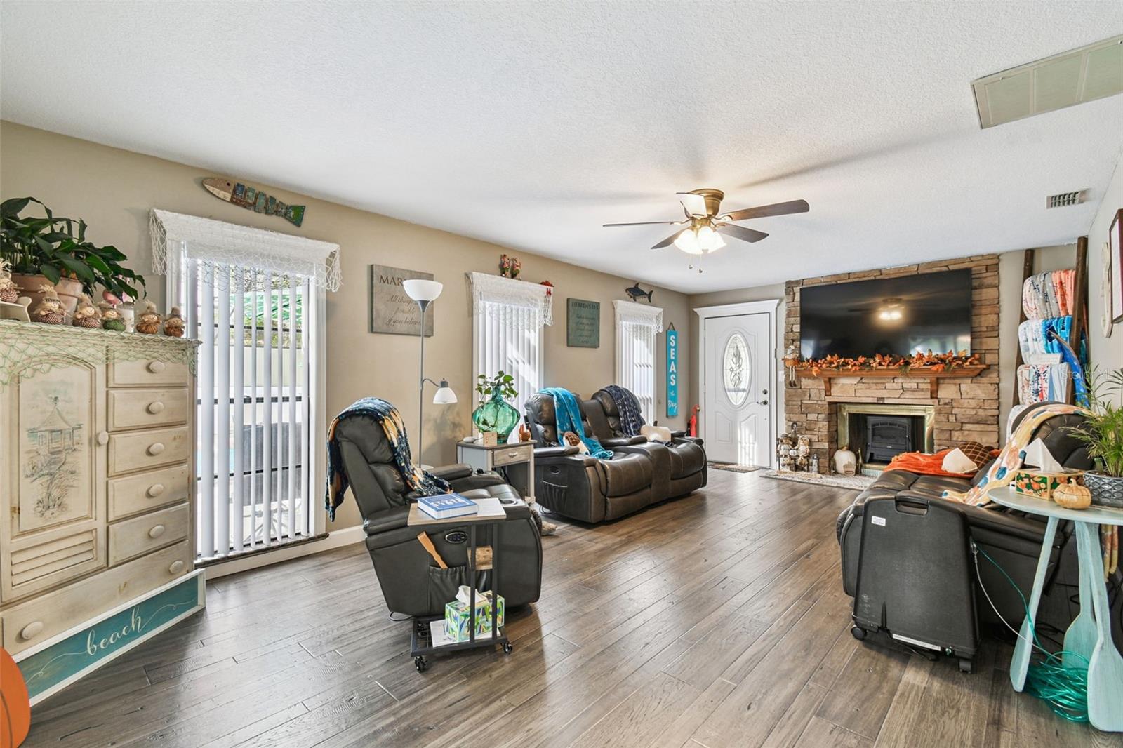 39501 MEADOWOOD LOOP, ZEPHYRHILLS, FL, 33542