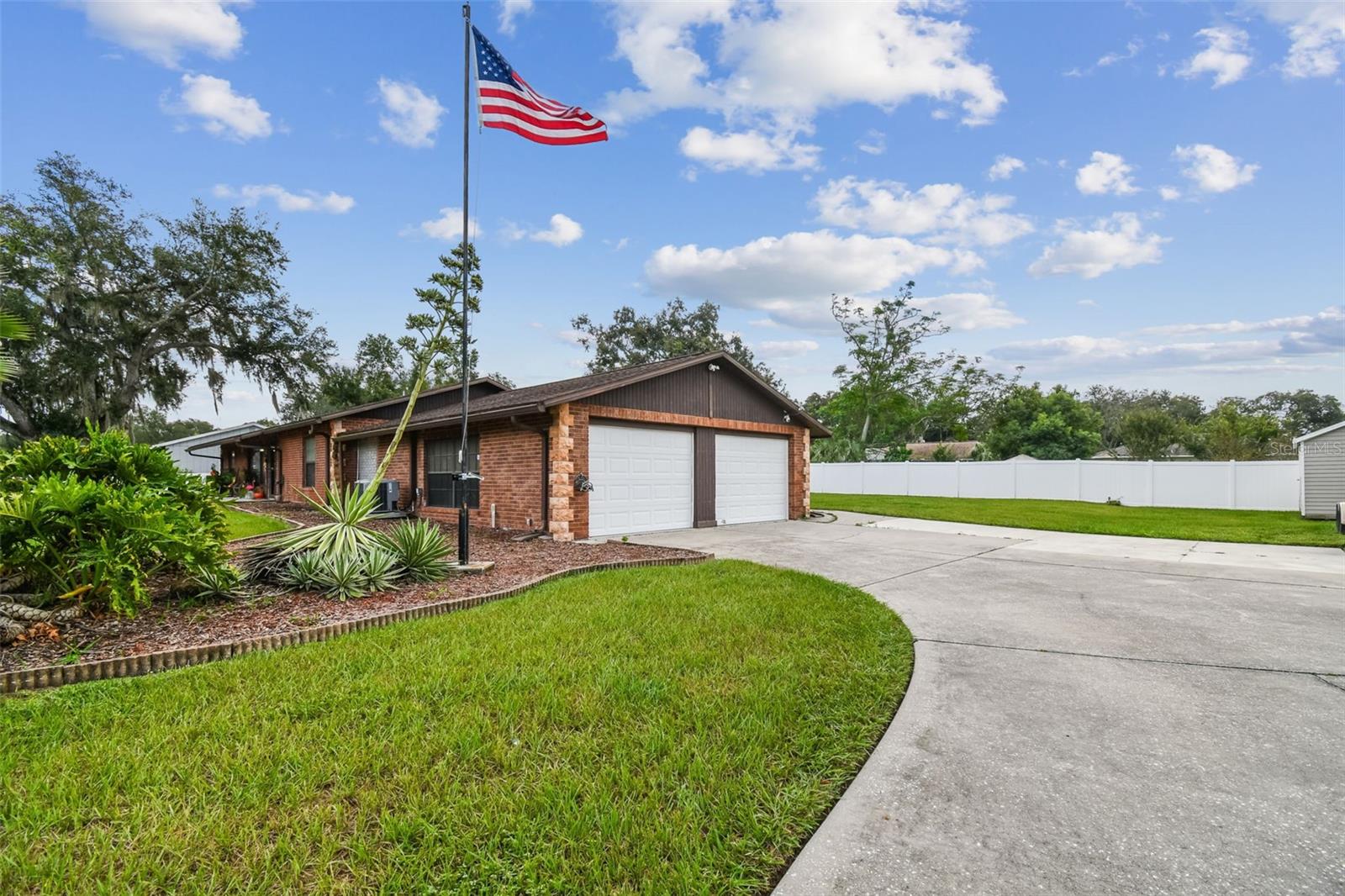 39501 MEADOWOOD LOOP, ZEPHYRHILLS, FL, 33542