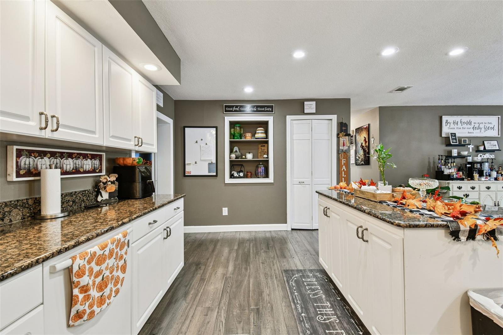 39501 MEADOWOOD LOOP, ZEPHYRHILLS, FL, 33542