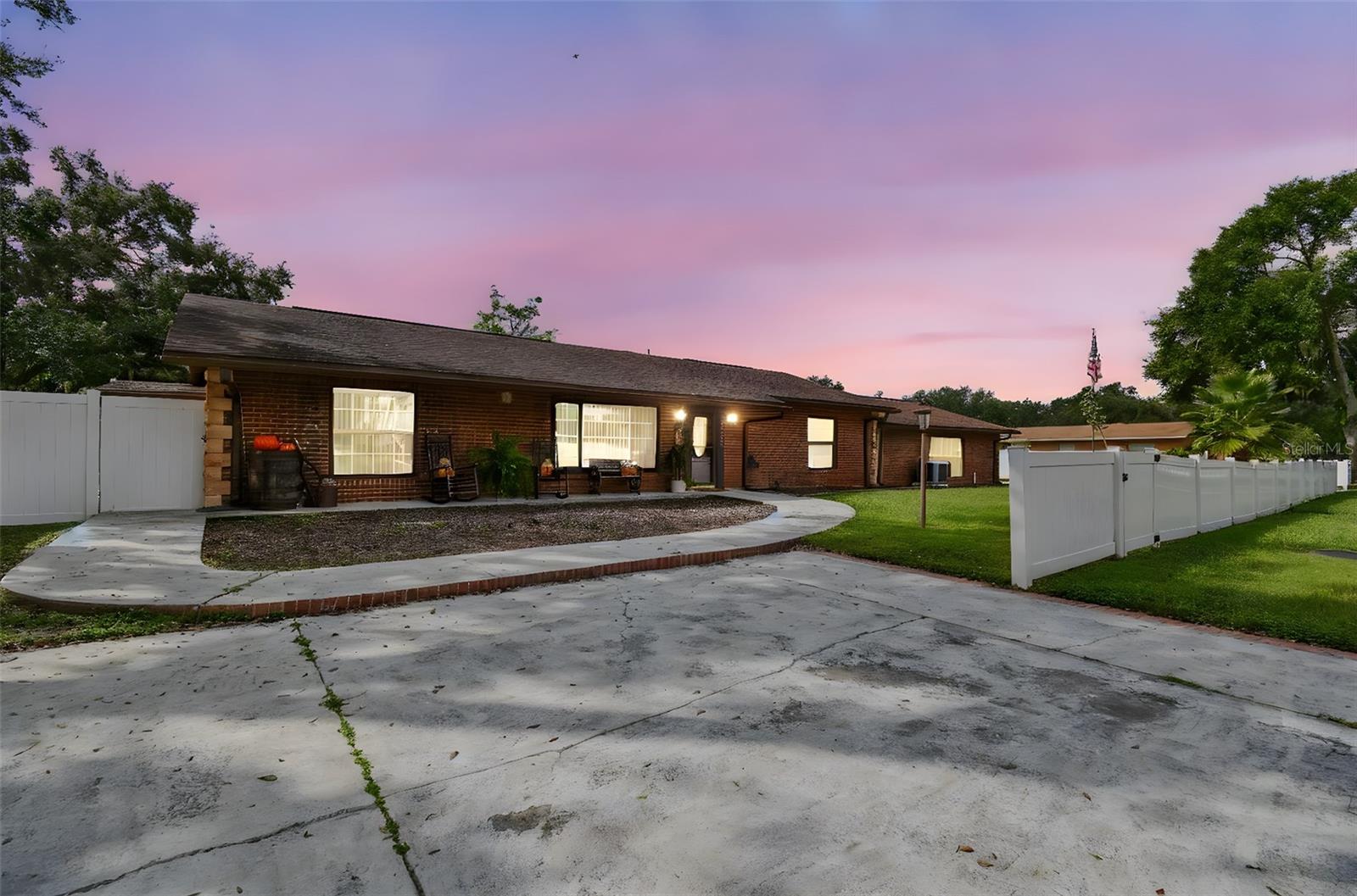 39501 MEADOWOOD LOOP, ZEPHYRHILLS, FL, 33542