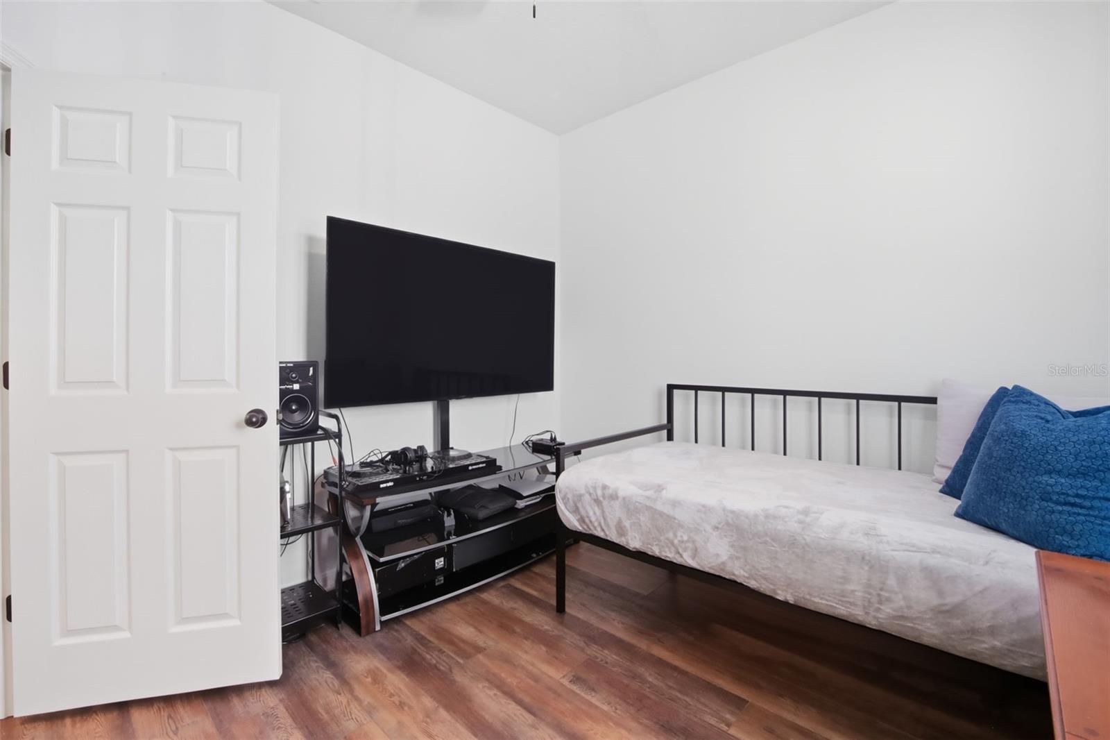 5179 AVALON PARK BLVD, WESLEY CHAPEL, FL, 33545