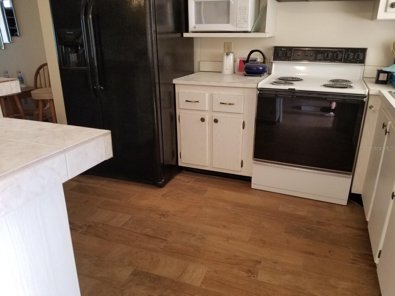 1270 GULF BLVD #302, CLEARWATER BEACH, FL, 33767