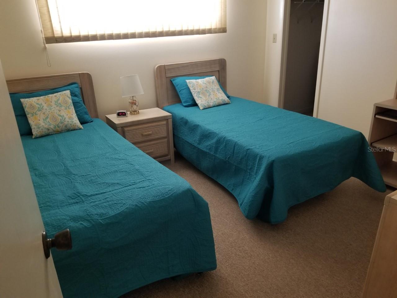 1270 GULF BLVD #302, CLEARWATER BEACH, FL, 33767