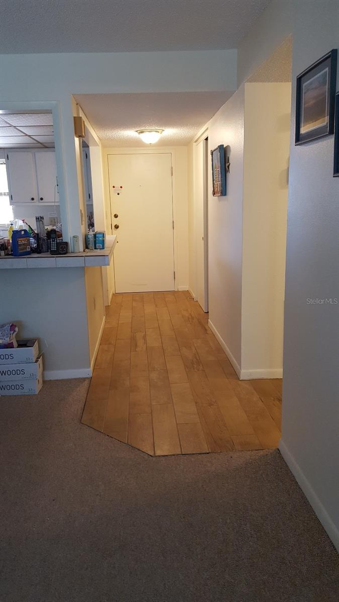 1270 GULF BLVD #302, CLEARWATER BEACH, FL, 33767