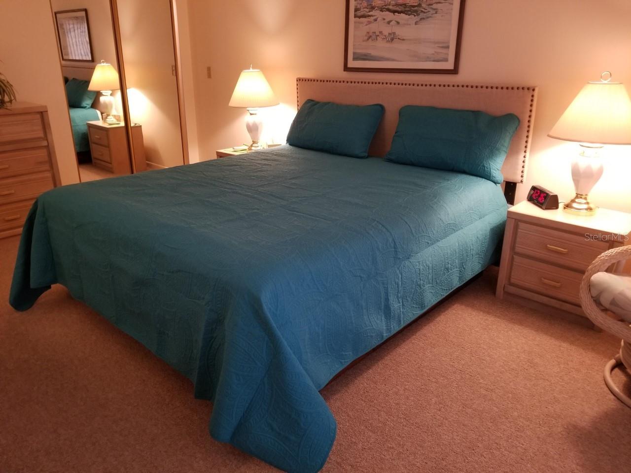 1270 GULF BLVD #302, CLEARWATER BEACH, FL, 33767