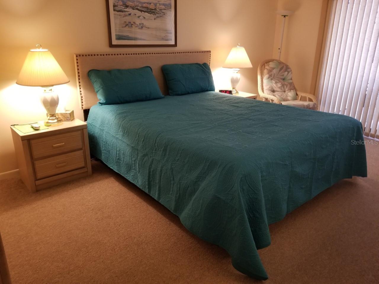 1270 GULF BLVD #302, CLEARWATER BEACH, FL, 33767