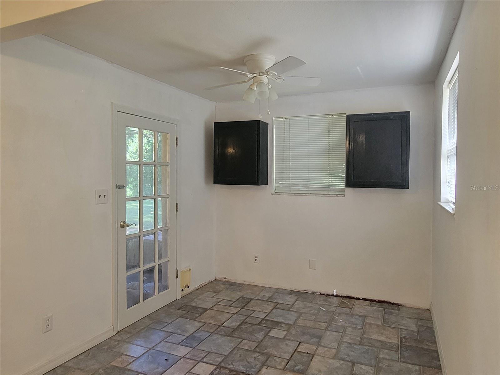 4642 ROBERTS RD, LAND O LAKES, FL, 34639