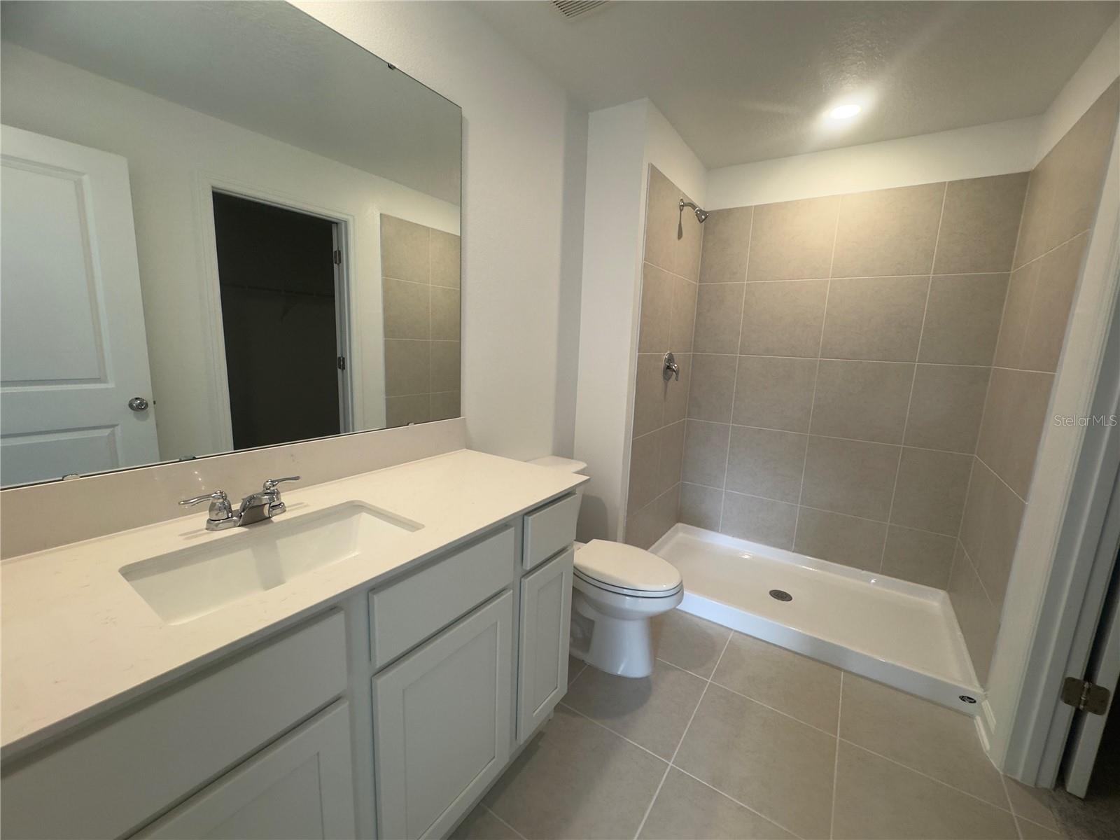 2018 LASSO LOOP, EAGLE LAKE, FL, 33839