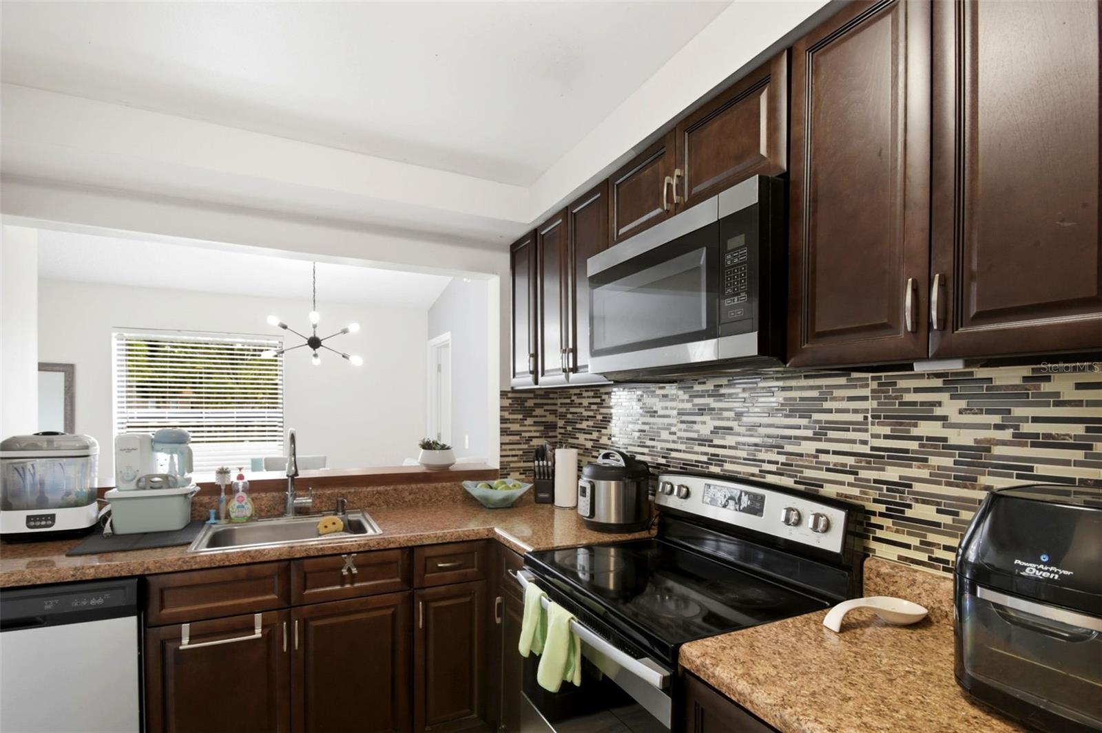 2936 S SEMORAN BLVD #106, ORLANDO, FL, 32822