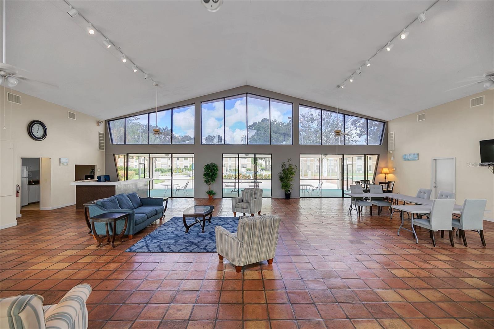 2936 S SEMORAN BLVD #106, ORLANDO, FL, 32822