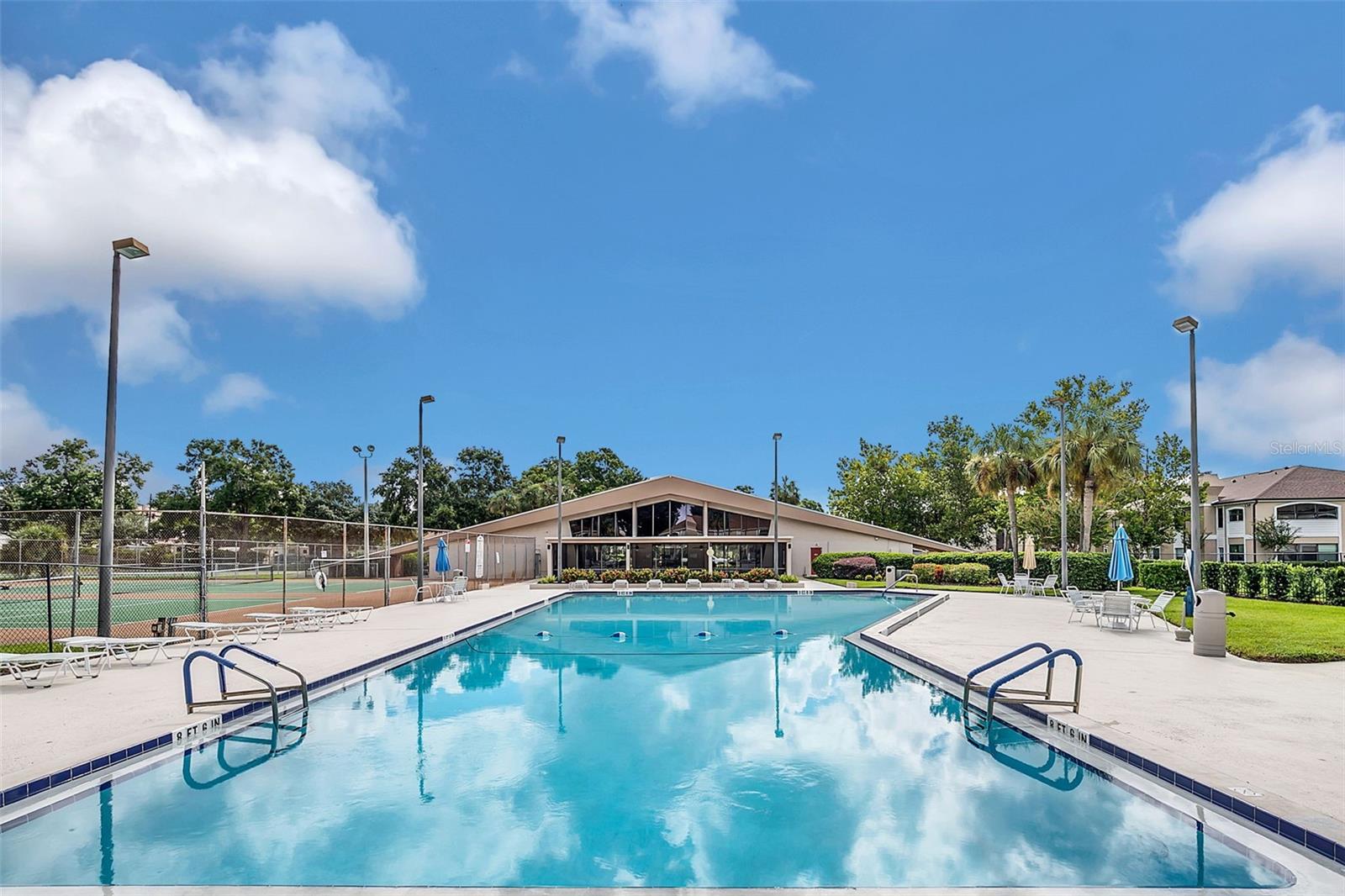 2936 S SEMORAN BLVD #106, ORLANDO, FL, 32822