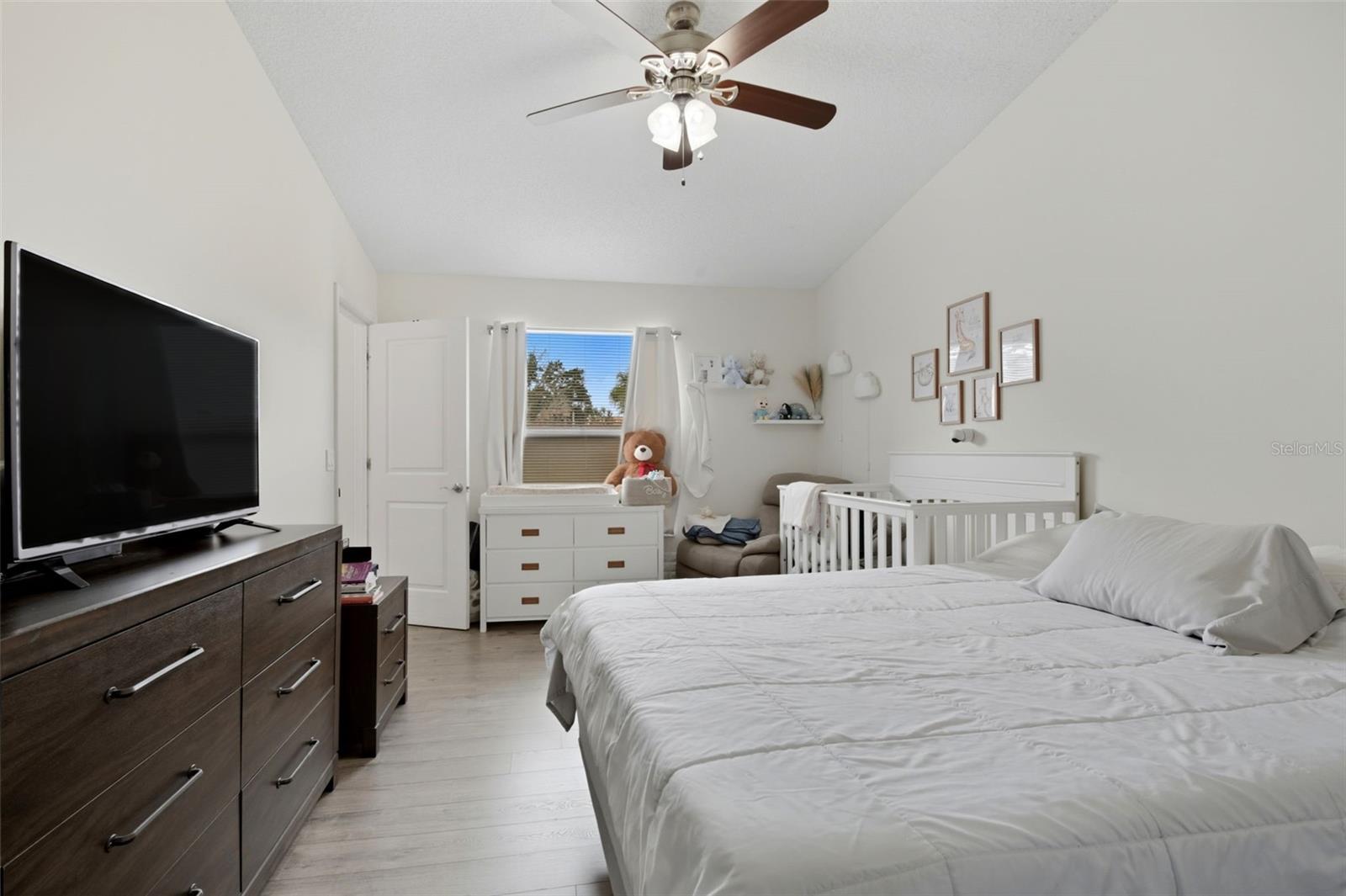 2936 S SEMORAN BLVD #106, ORLANDO, FL, 32822