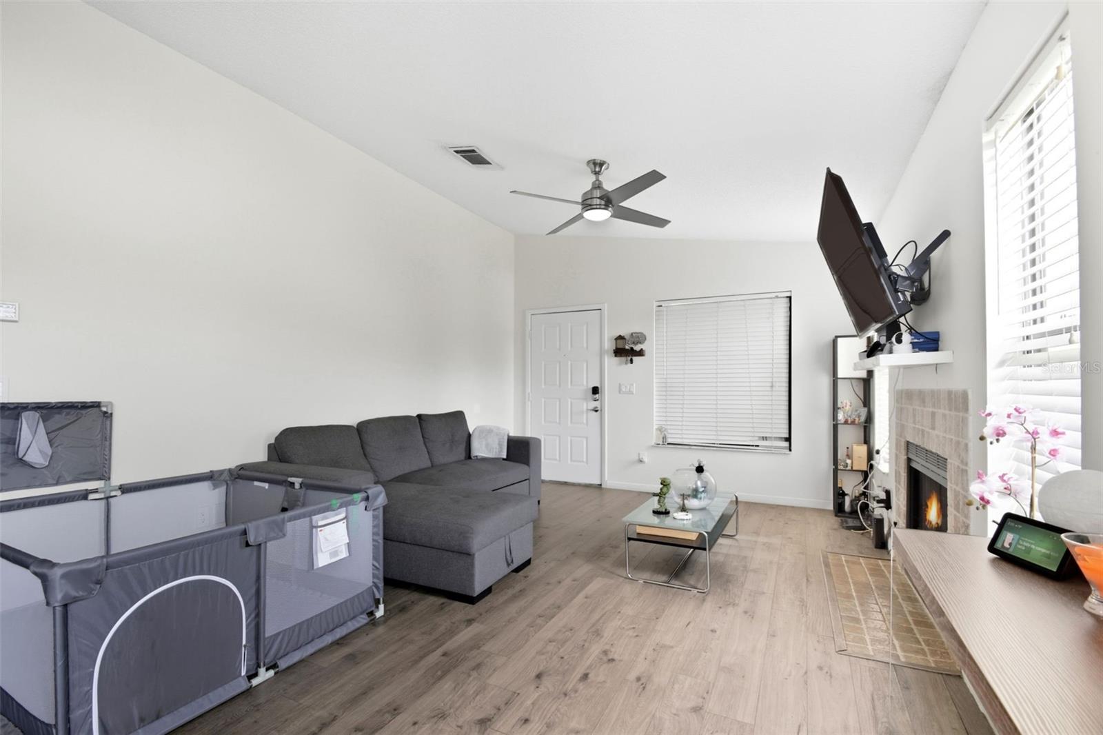 2936 S SEMORAN BLVD #106, ORLANDO, FL, 32822