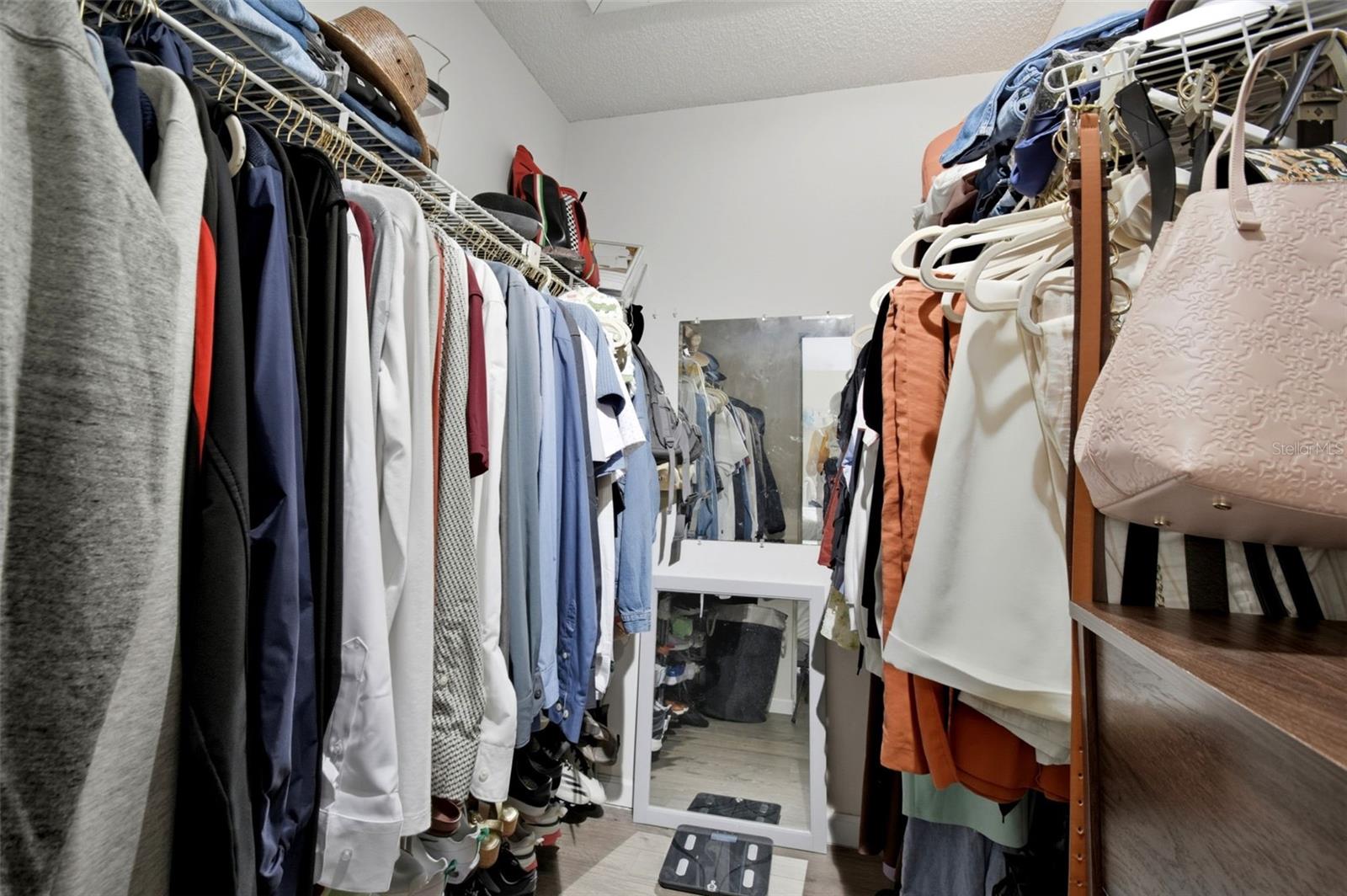 2936 S SEMORAN BLVD #106, ORLANDO, FL, 32822