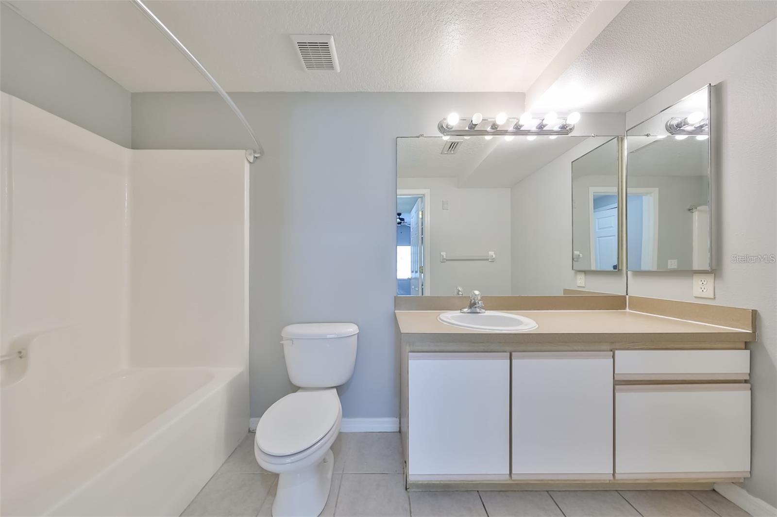 6454 CYPRESSDALE DR #101, RIVERVIEW, FL, 33578