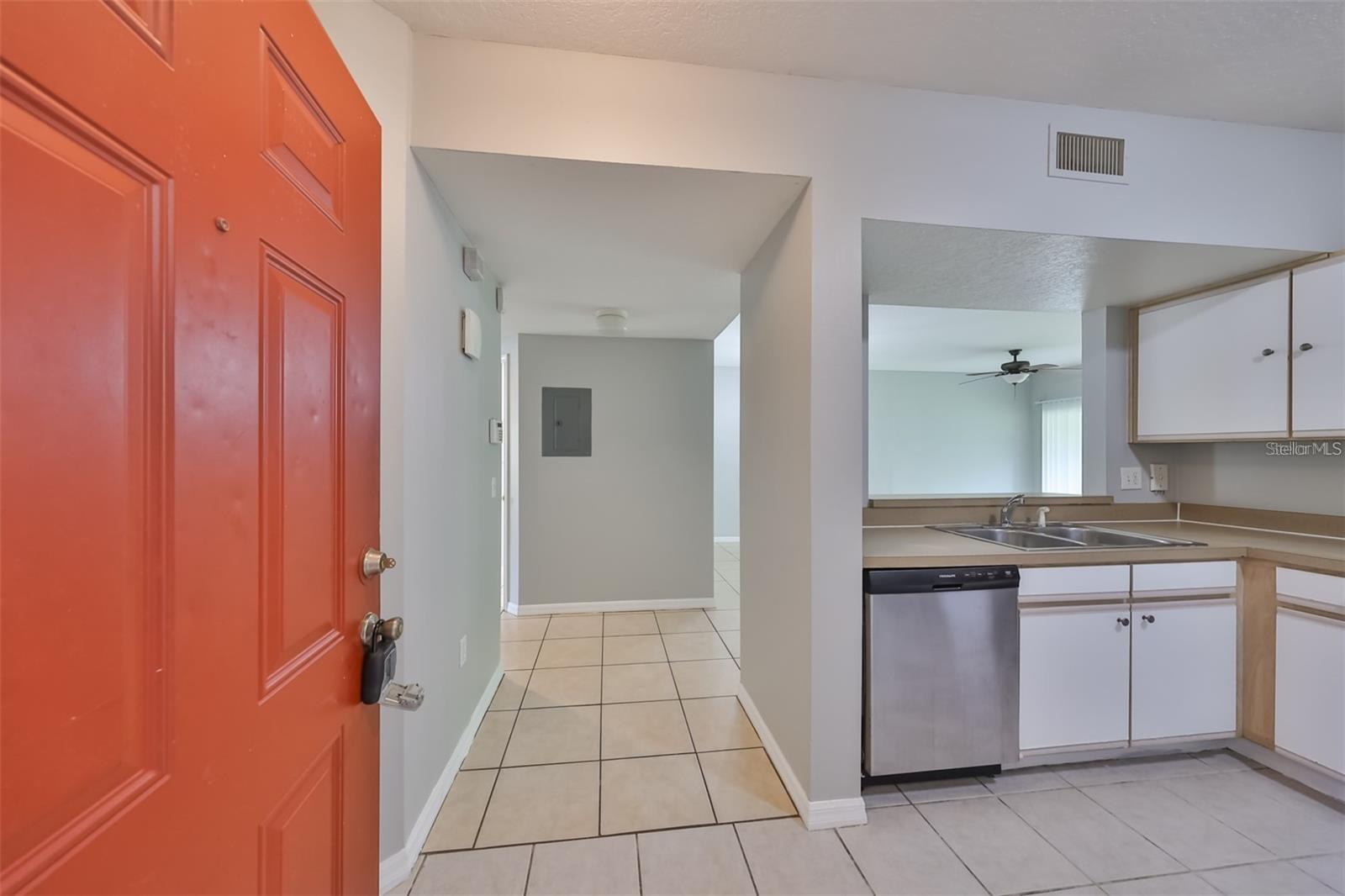 6454 CYPRESSDALE DR #101, RIVERVIEW, FL, 33578