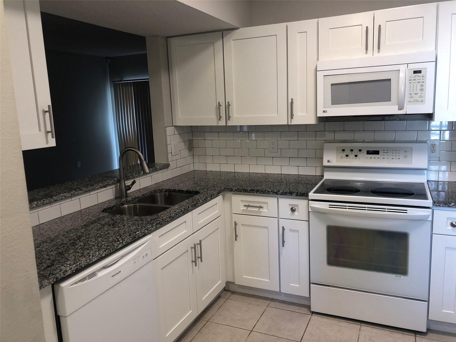 6021 PORTSDALE PL #101, RIVERVIEW, FL, 33578