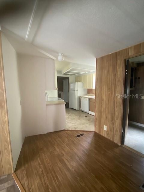 1035 E LAKE PARKER DR #8, LAKELAND, FL, 33801