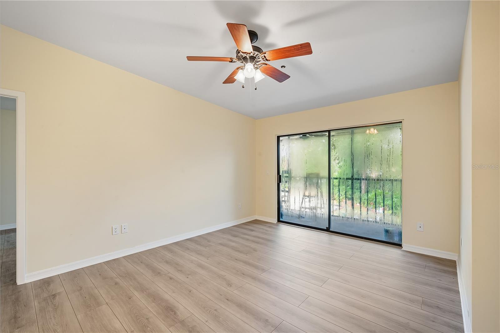 6002 LAKETREE LN #L, TEMPLE TERRACE, FL, 33617