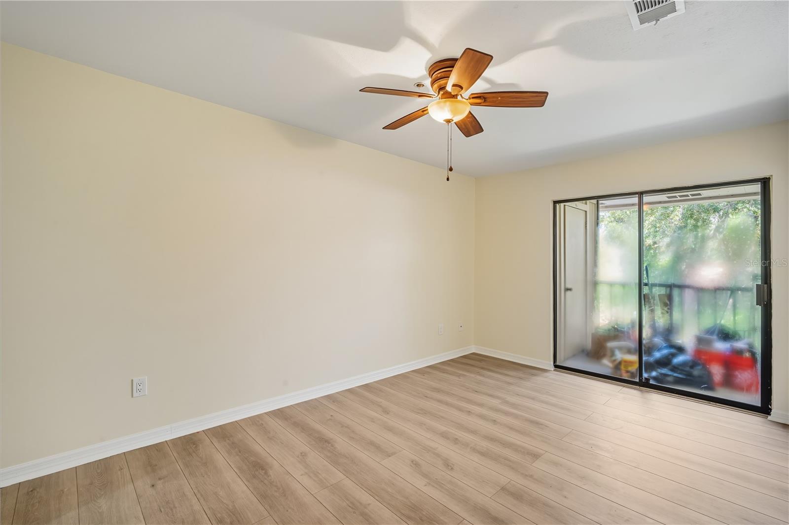 6002 LAKETREE LN #L, TEMPLE TERRACE, FL, 33617