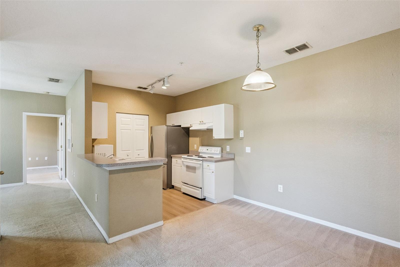 825 GRAND REGENCY PT #103, ALTAMONTE SPRINGS, FL, 32714